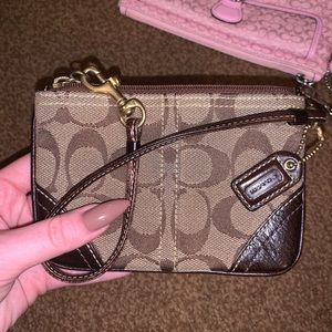 Coach wallet\wristlet